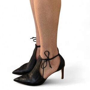 Franco Sarto Black Pointed Toe Lace Up Heels Chic Ankle tie Pumps